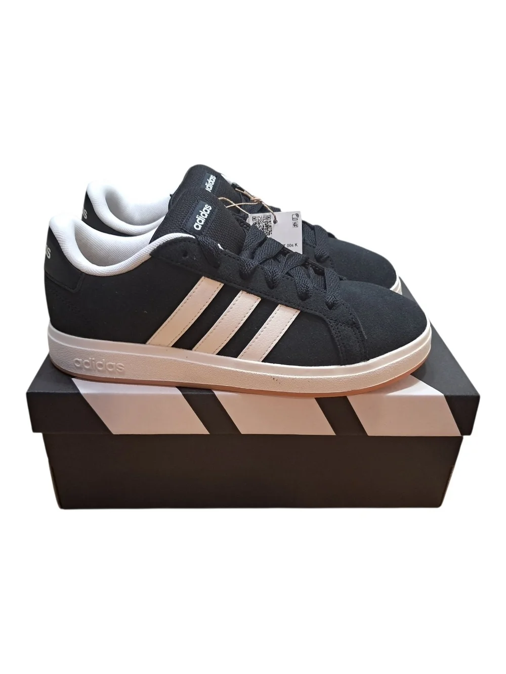 NWT Adidas Grand Court 00s Shoes Kids - Black/White - Multisize